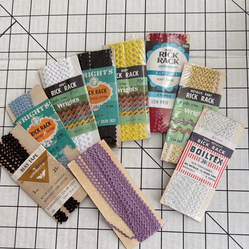 Vintage Rick Rack Trim Lot Wright’s Boiltex Metallic Gold Silver Sewing NOS
